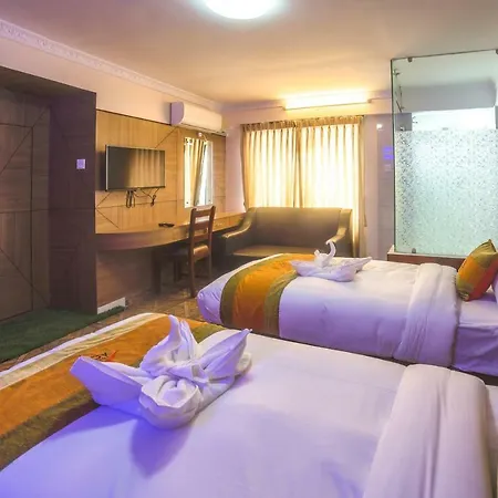 Hotel Ace
